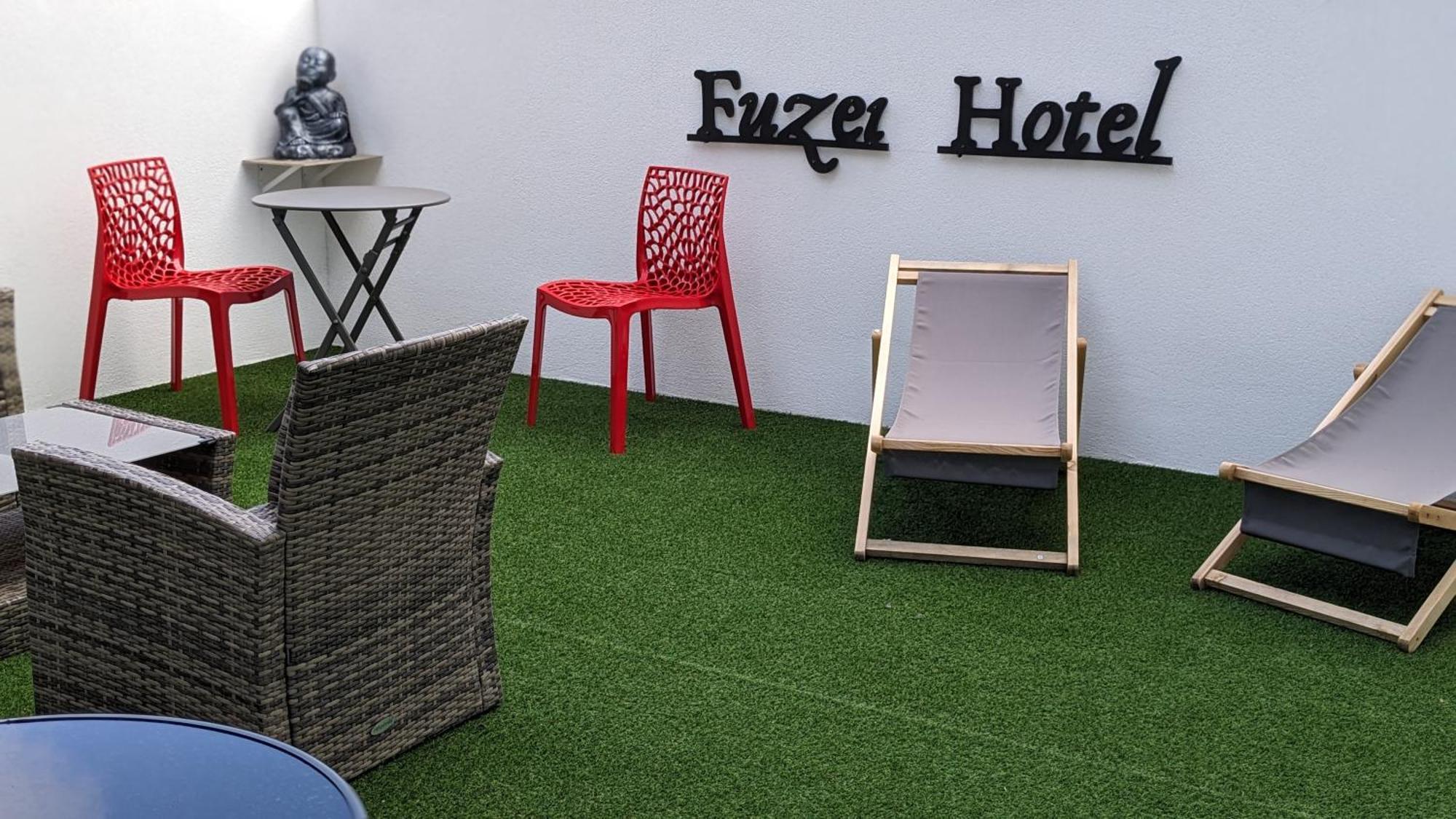Fuzei Hotel Lorient-لانستير المظهر الخارجي الصورة